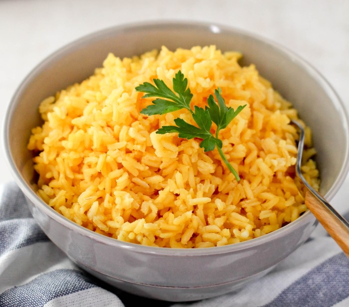 Resep Nasi Kuning untuk 30 Orang, Hidangan Lezat untuk Acara Spesial