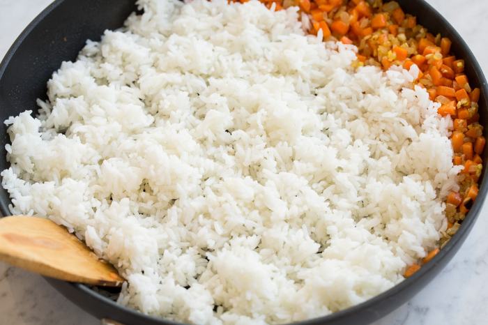 Resep Nasi Goreng Putih, Hidangan Sederhana nan Lezat