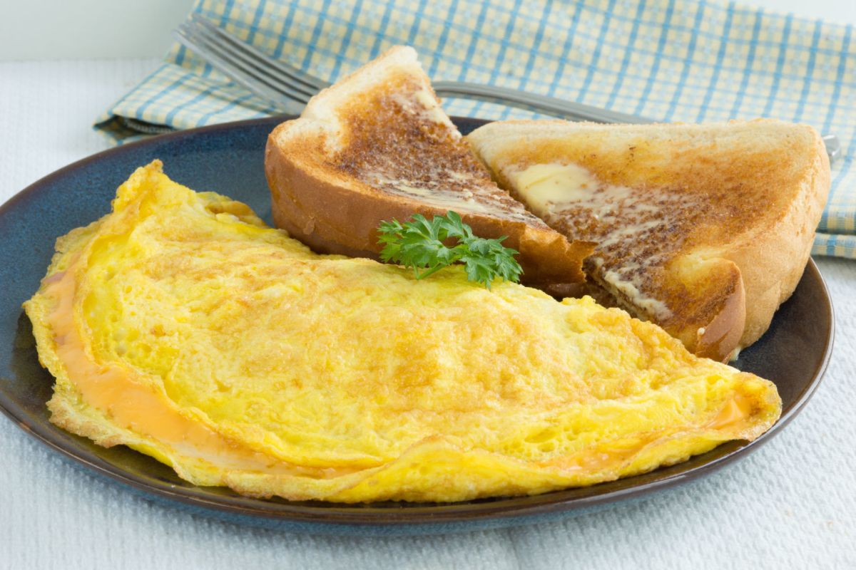 Resep Omelet Telur Mie, Sajian Lezat dan Praktis